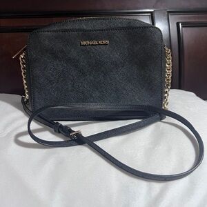 Michael Kors jet set saffiano leather crossbody bag in black